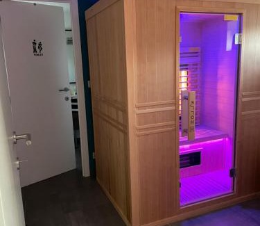 Wepion House | Loft exceptionnel à Wépion avec jacuzzi extérieur l été et cabine infrarouge