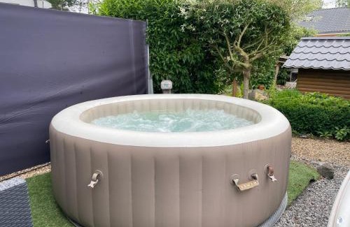 Wepion House | Loft exceptionnel à Wépion avec jacuzzi extérieur l été et cabine infrarouge