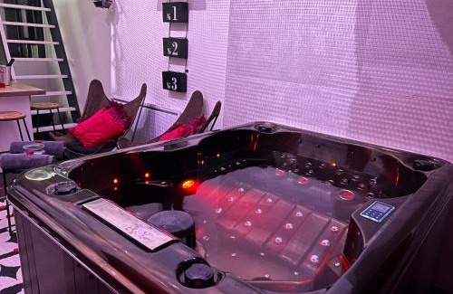 Messy Apartment | loft SPA nature et détente