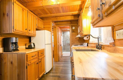 Millersburg Cabin | Log Cabin Nestled In Pine Trees with Hot Tub