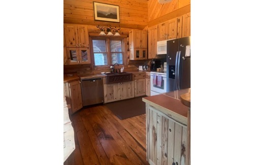 Deer River House | Log Home up nord at da Lake