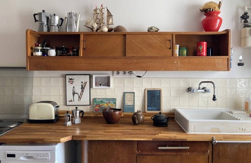 Belleville Apartment | Logement Arty Lumineux et Inspirant