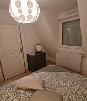 Houssen Apartment | Logement entier : appartement, Houssen