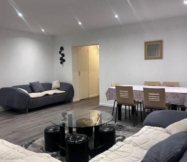 Friville-Escarbotin Apartment | Logement Friville