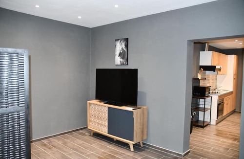 Brugelette Apartment | Logement in wood (400 mètres de Pairi Daiza)