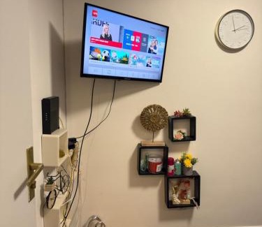 Deuil-la-Barre Apartment | Logements jacuzzi silencieux