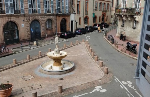 Saint-Etienne Apartment | Logis de Sainte-Scarbes