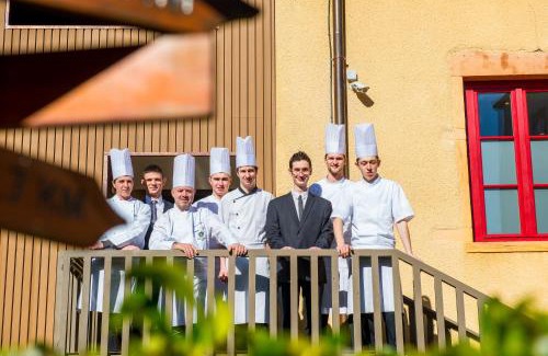 Joux Hotel | Logis Hôtel Le Tilia