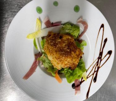 Laissac Hotel | Logis Hôtel Restaurant Cazes Arazat