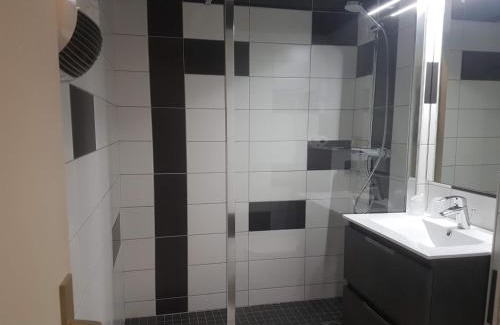 Fleurie Hotel | Logis Hotel Des Grands Vins