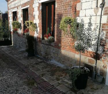 Montigny-sur-Crecy House | LOLA