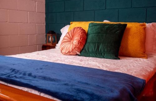 Chinatown House | Lolas Hostal Hab. doble (baño privado)