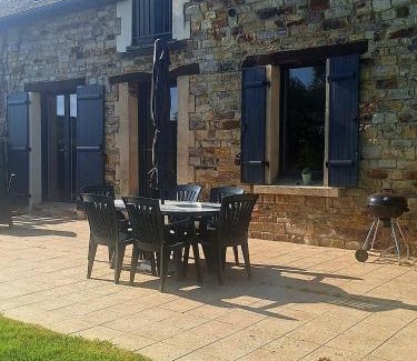 Servon-sur-Vilaine House | Longère avec jacuzzi et jardin à 10 min de Rennes