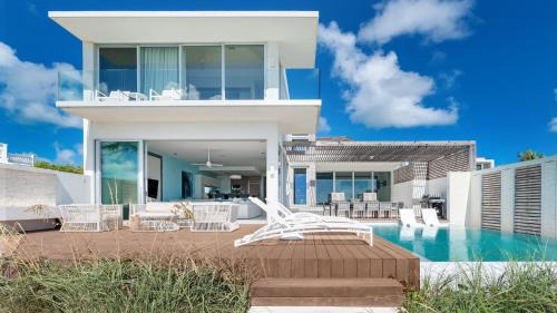 Long Bay Hills Villa | Long Bay Beach Club