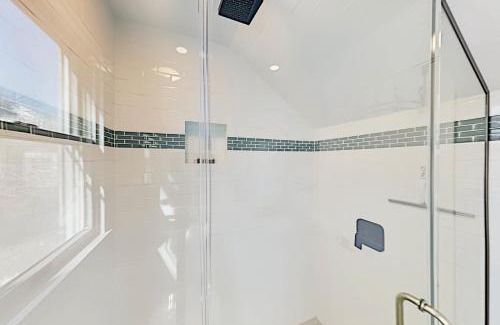 Provincetown Apartment | Long Pier Lodge