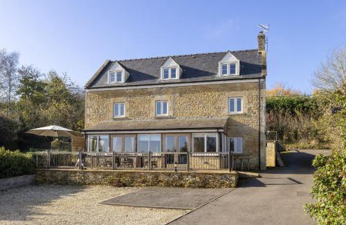 Longborough House | Longborough House