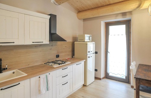 Velo Veronese Apartment | Look forward to a wonderful break from everyday life in this comfortable vacation apartment.