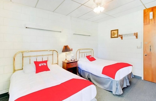 Drumright House | Look No Further! 4 Posh Units, Free Parking, Pets Allowed, Near Tidewater Winery