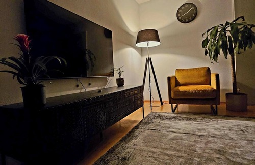 Hoechst Condo | Looking for a cozy apartment?