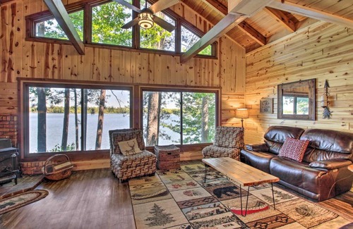Pequot Lakes House | Loon Lake Lodge with Dock, Sauna and Hot Tub!