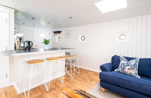 Layer Marney Apartment | Lorna, Houseboat , West Mersea