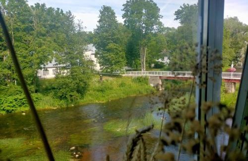 Poltsamaa Apartment | Lossi 8-6 Põltsamaa Lonny jõevaatega