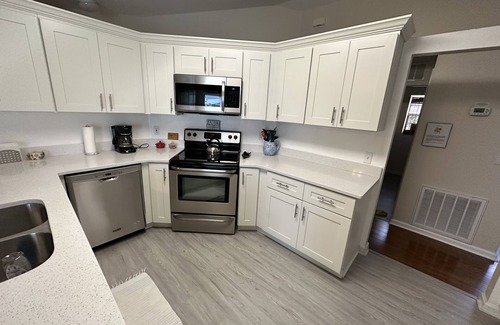 Crescent Lakes House | Lots of Privacy On A Lake 20 Minutes From Disney With A Private Pool!