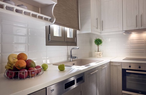 Psarou Villa | Loukia's House - 2 Bedroom Holiday Home