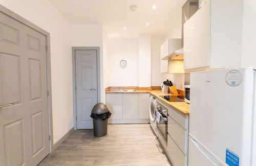 Blackburn Apartment | Lovely 1 Bedroom Blackburn Apartment