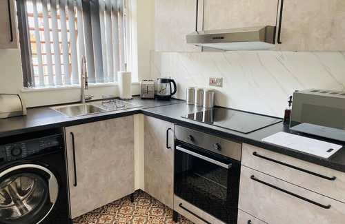 Arnold Apartment | Lovely 2 bed Apartment, Arnold Town centre.