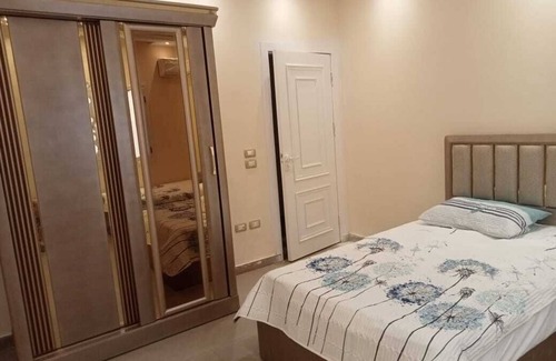 New Cairo Apartment | Lovely 3-bedroom apartment with AC in Cairo Governorate