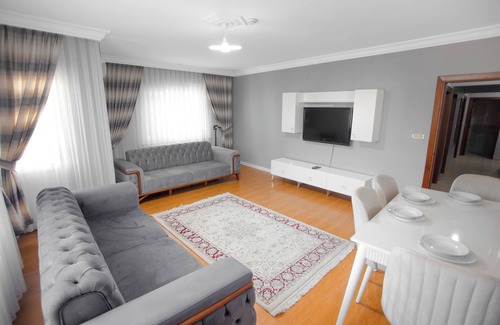 Sisli Apartment | Lovely 3-bedroom apartment in Istanbul with WiFi, AC, fitness room