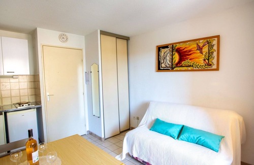 Cap Benat Apartment | Lovely apartment for 4 people with WIFI, TV and balcony