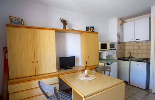 Cap Benat Apartment | Lovely apartment for 4 people with WIFI, TV and balcony