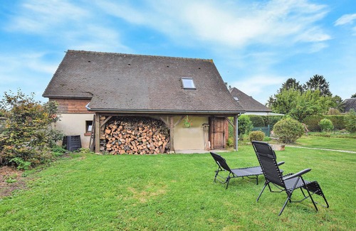 Le Mesnil-Esnard Apartment | Lovely apartment in Le Mesnil-Esnard