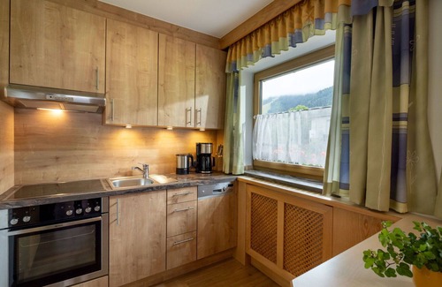 Niederau Apartment | Lovely apartment for 3 people with WIFI, TV and balcony