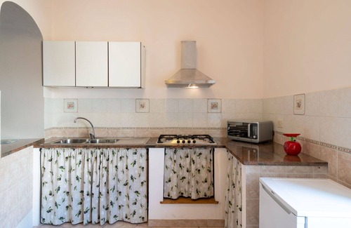 Boscomare Apartment | Lovely apartment for 4 people with WIFI, TV, terrace and panoramic view