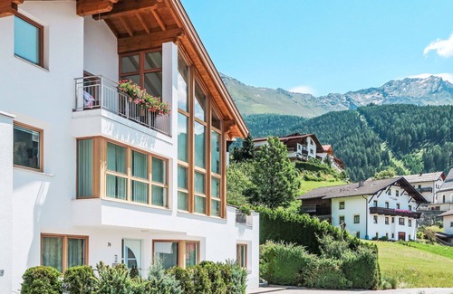 Fendels Apartment | Lovely apartment for 4 guests with WIFI, TV, terrace and pets allowed