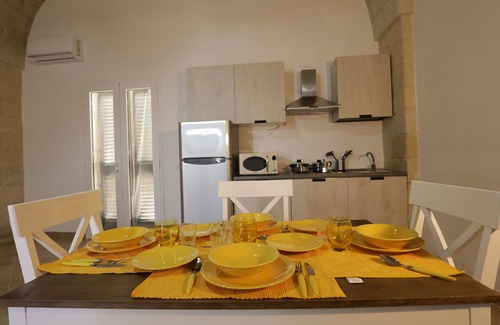 Vernole Apartment | Lovely apartment for 4 people with WIFI, A/C, TV and pets allowed