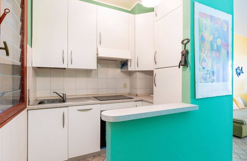 Capo Mimosa-Rollo Apartment | Lovely apartment for 4 people with WIFI, balcony and panoramic view