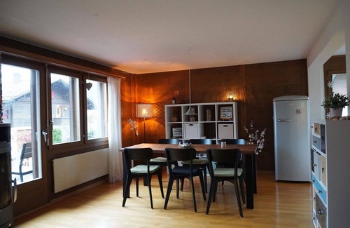 Lenk Apartment | Lovely apartment for 8 guests with WIFI and balcony