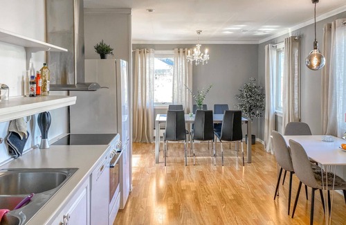 Alesund Apartment | Lovely apartment in Ellingsøy