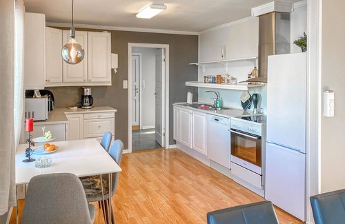 Alesund Apartment | Lovely apartment in Ellingsøy
