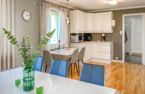 Alesund Apartment | Lovely apartment in Ellingsøy