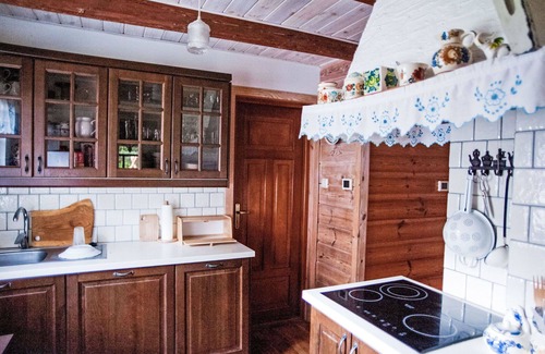 Bialowieza House | Lovely apartment in villa for 8 guests with A/C, TV, terrace and pets allowed