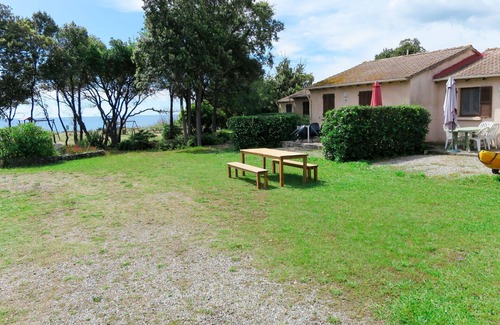 Casamozza House | Lovely apartment in villa for 6 guests with A/C, WIFI and terrace