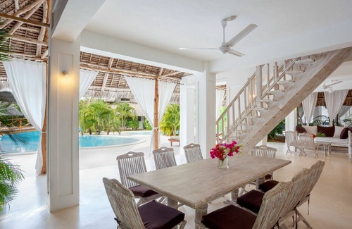 Malindi Marine National Park Villa | Lovely apartment in villa for 6 people with A/C, pool, patio and parking