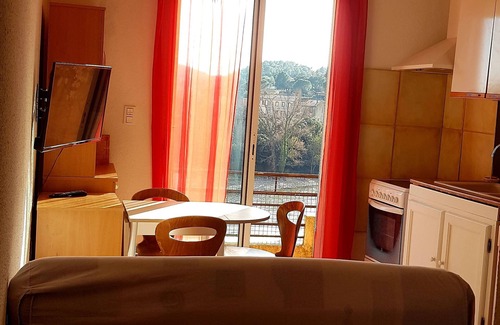 Roquebrun Apartment | Lovely apartment, superb view, south-facing terrace