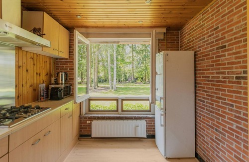Oud-Turnhout House | Lovely chalet in Arendonk with terrace