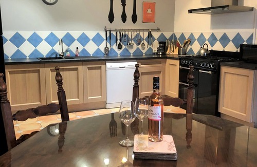 La Rochebeaucourt-et-Argentine Cottage | Lovely complex of 5 gites,10 acres- heated pool, games room, fishing lake.